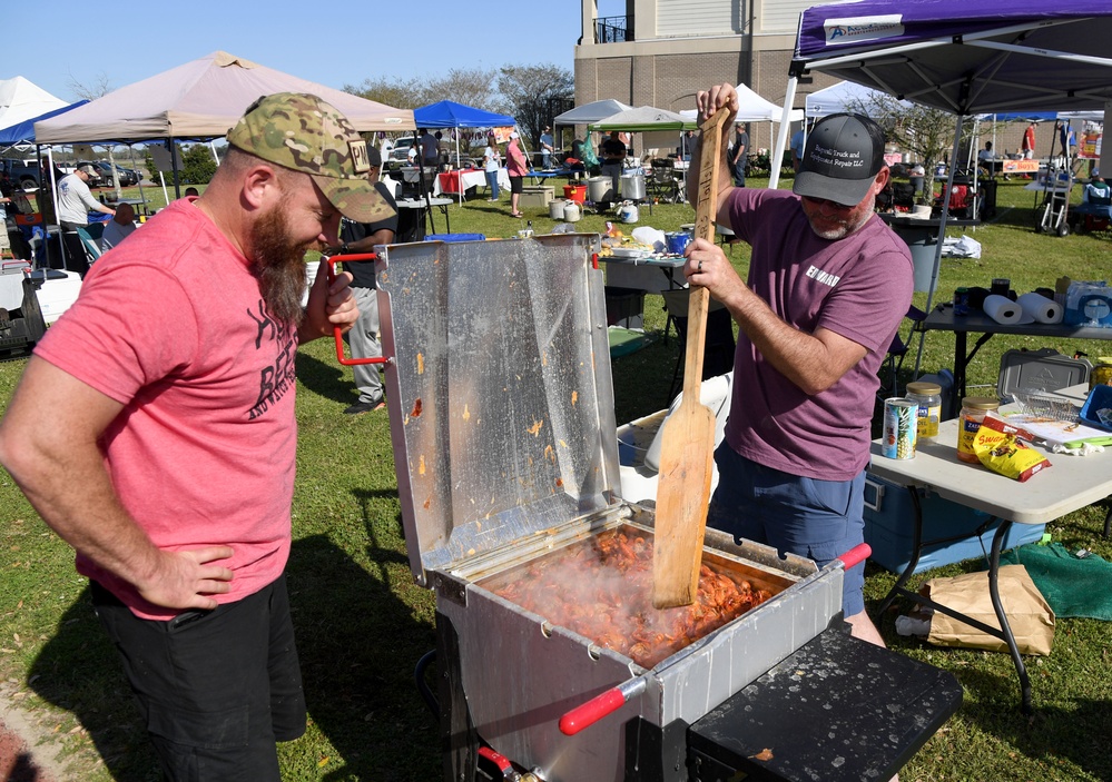 10th Annual Crawfish Cook-Off brings crowd