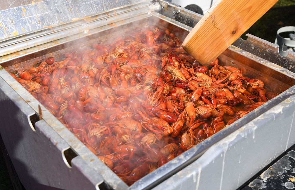 10th Annual Crawfish Cook-Off brings crowd