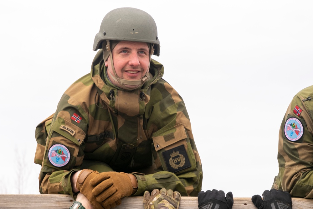 Norwegian Soldiers complete Field Leadership Reaction Course