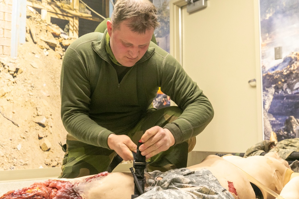 Norwegian Soldiers train at the Medical Simulation Training Center