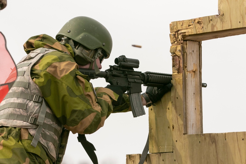 Norwegian Youth Soldiers conduct weapons qualification at Camp Ripley