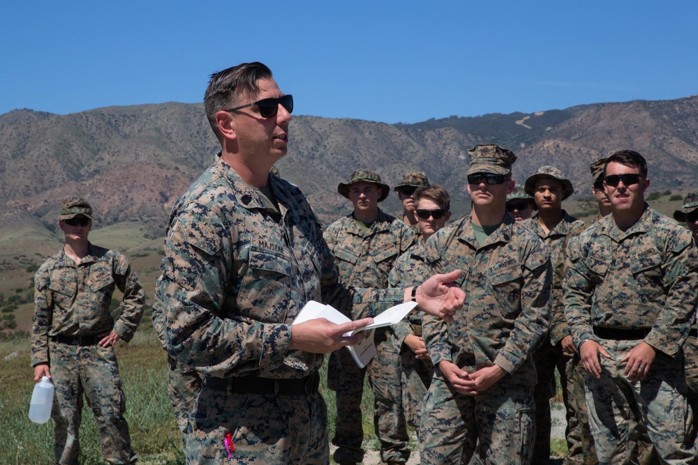 Marines conduct live-fire exercise with MAAWS