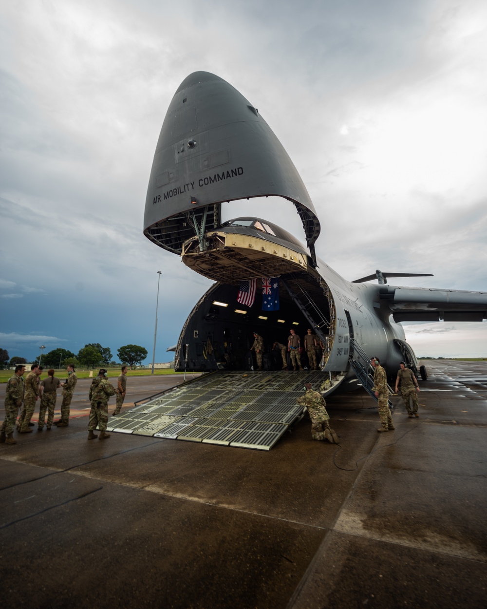 C5 Galaxy Cargo Operations at RAAF Base Darwin