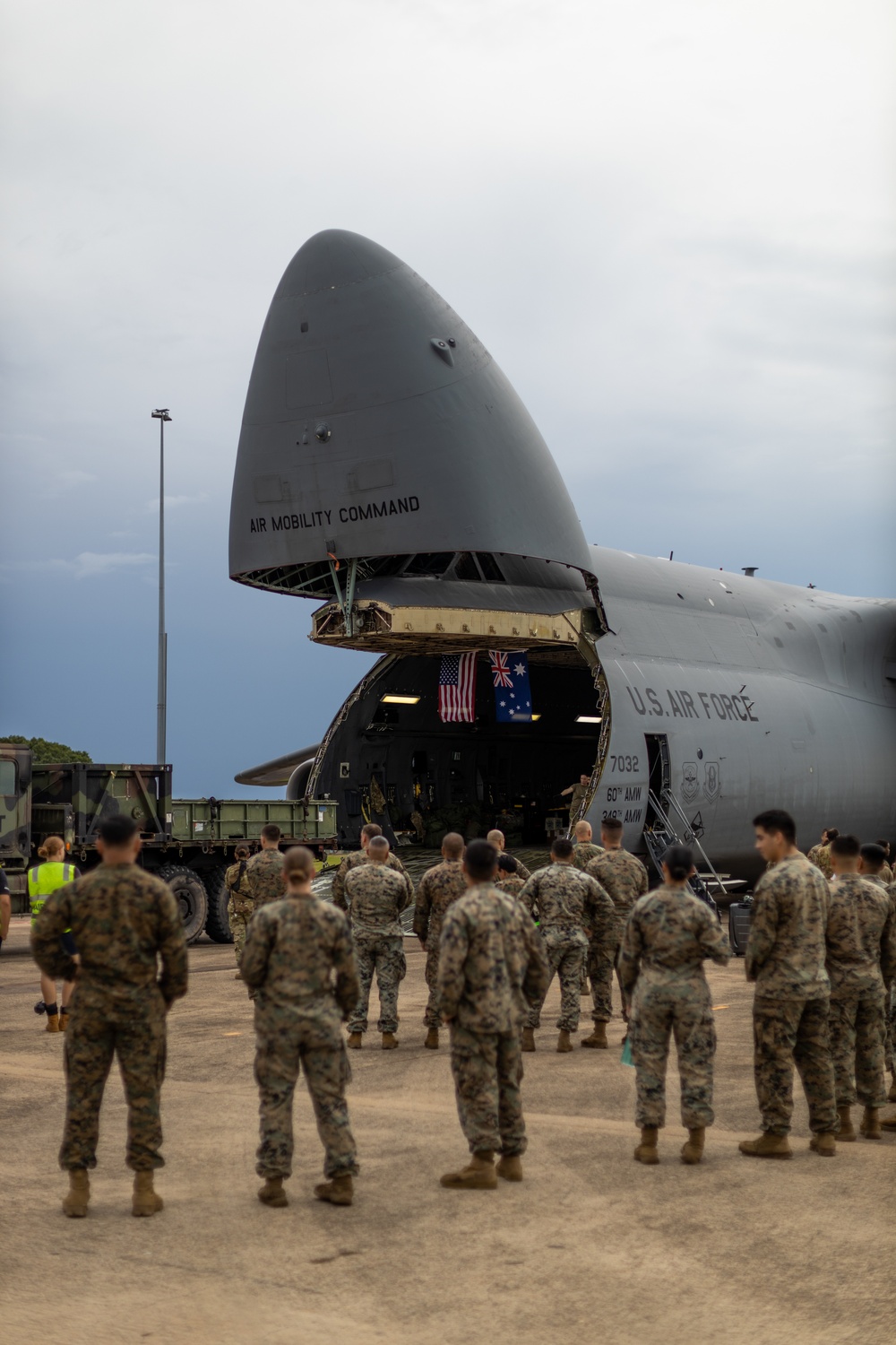 C5 Galaxy Cargo Operations at RAAF Base Darwin