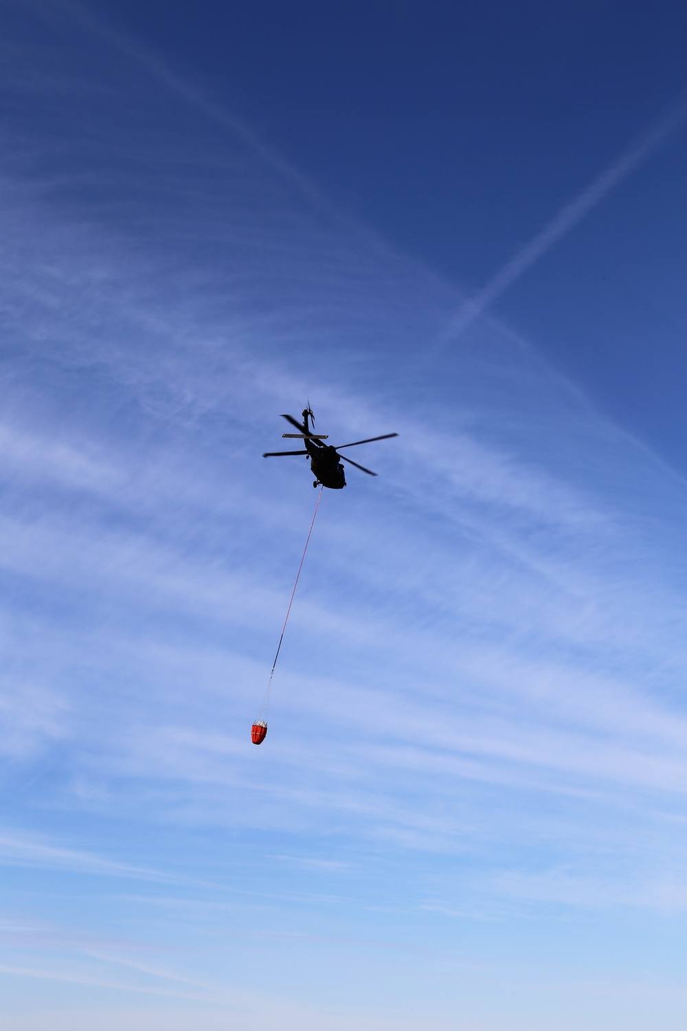 Wisconsin Army National Guard UH-60 Black Hawk crew holds Bambi bucket training at Fort McCoy