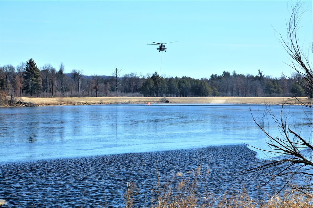 Federal, state agencies combine for fire-suppression training with Black Hawk helicopters