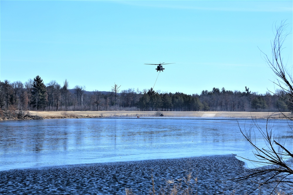 Federal, state agencies combine for fire-suppression training with Black Hawk helicopters