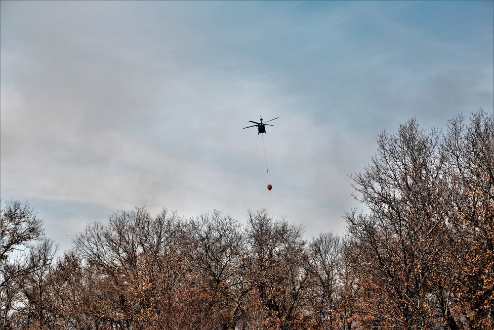 Federal, state agencies combine for fire-suppression training with Black Hawk helicopters