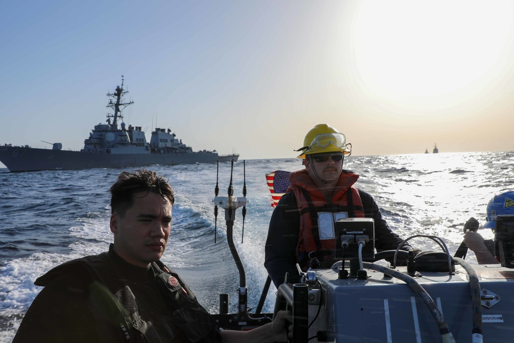 USS Cole (DDG 67) Small Boat Ops