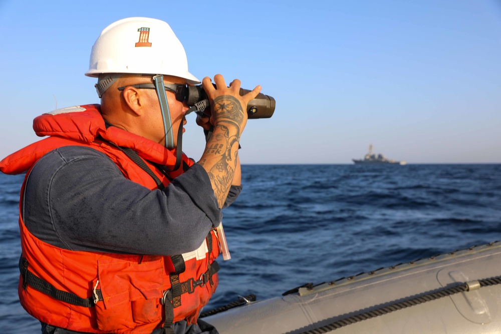 USS Cole (DDG 67) Small Boat Ops