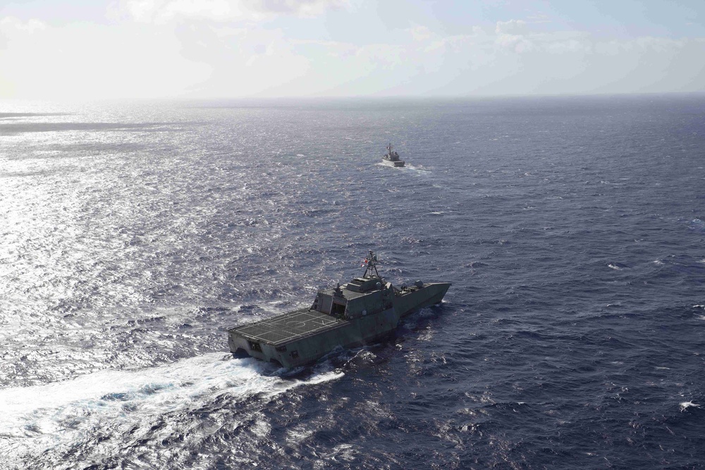 USS Charleston conducts bilateral exercise with French frigate FS Vendémiaire (F 734)