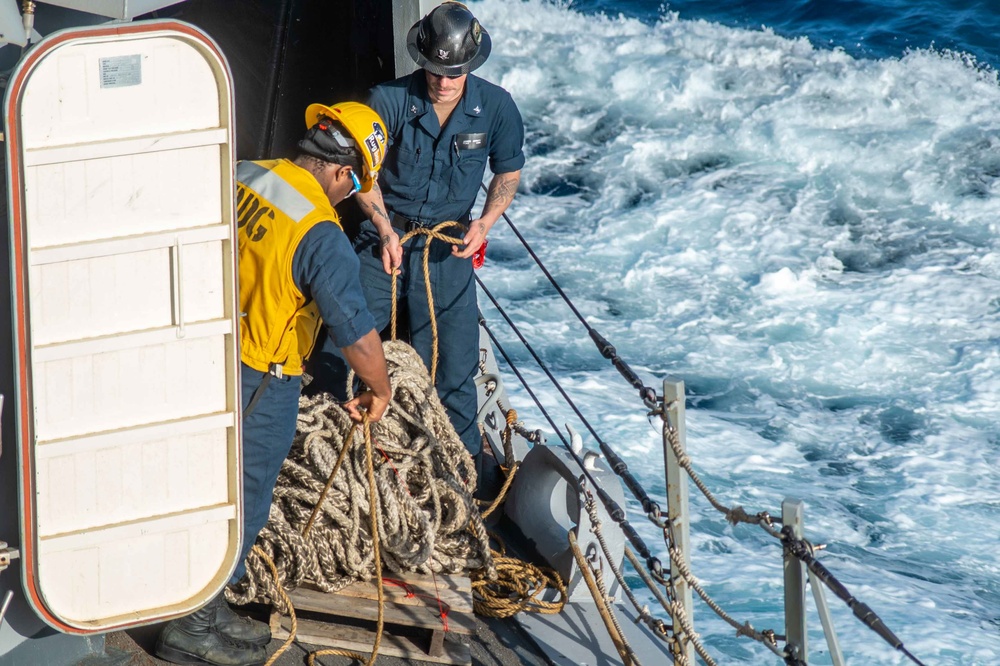 USS Jason Dunham (DDG 109) Conducts A Replenishment-at-Sea