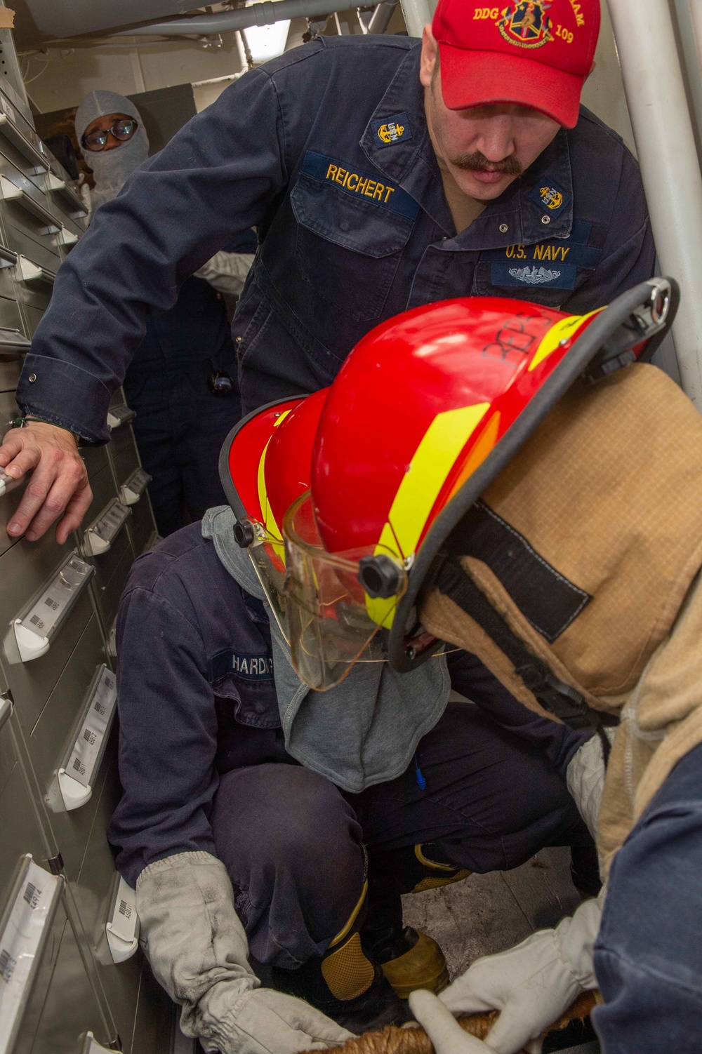 USS Jason Dunham (DDG 109) Conducts At-Sea Fire Party Drill