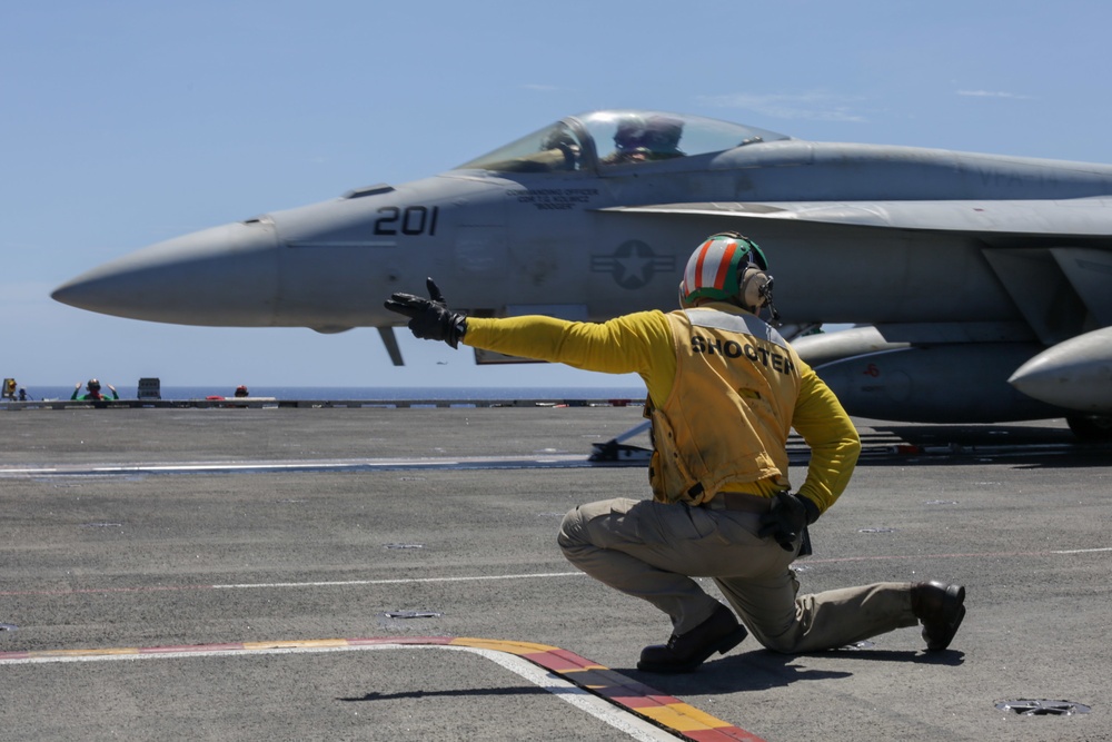 Abraham Lincoln conducts flight operations