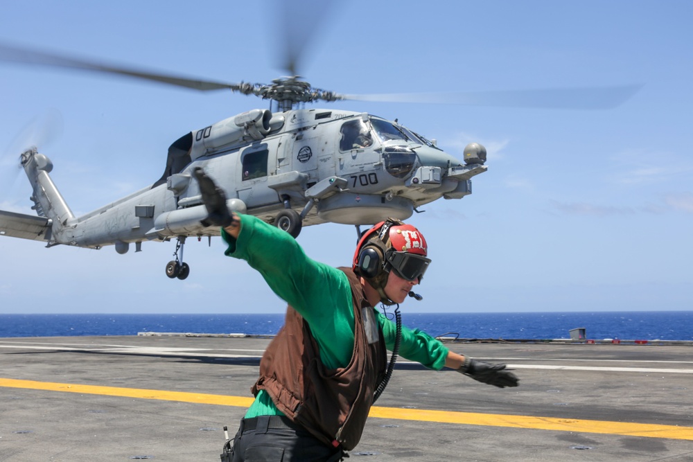 Abraham Lincoln conducts flight operations