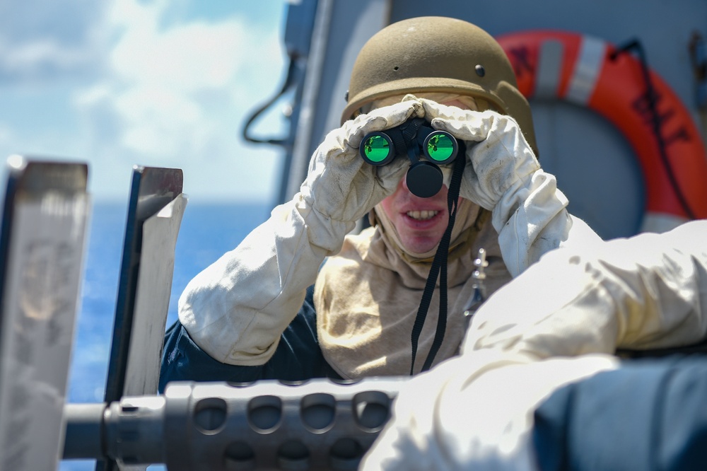 USS Green Bay (LPD 20) Conducts Surface Warfare Advanced Tactics Training