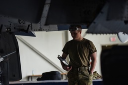 A-10 crew chiefs strut their stuff in block 6 of training
