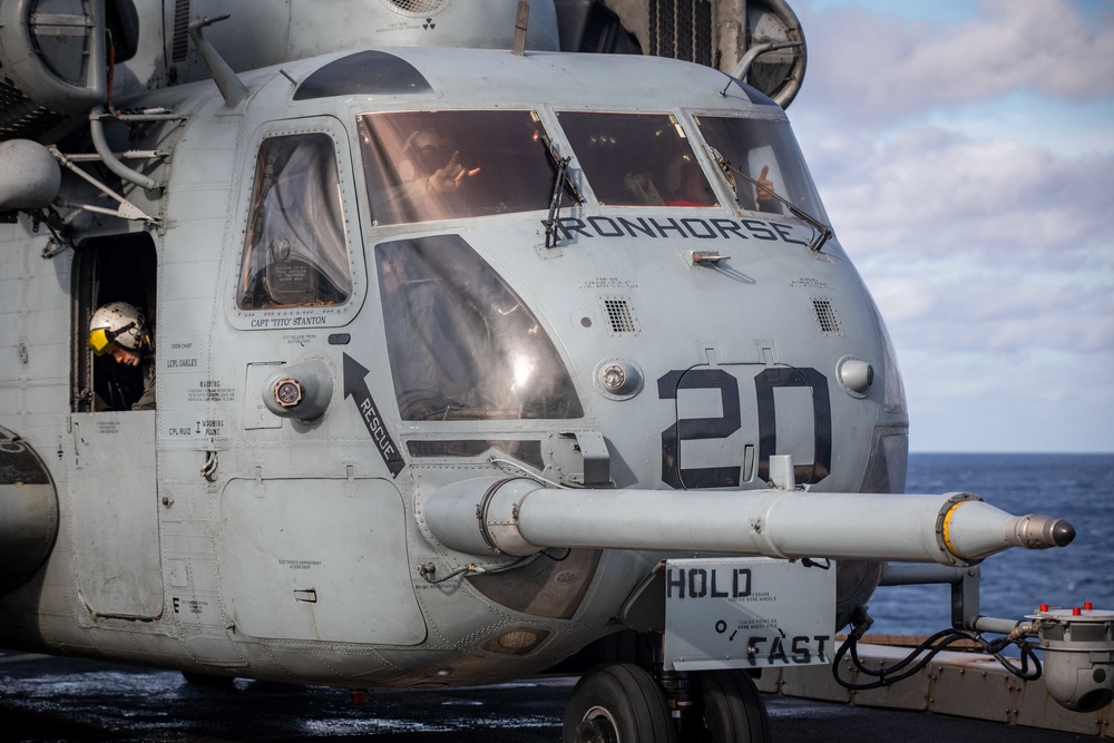 22nd Marine Expeditionary Unit Conducts Flight Operations Aboard USS Arlington