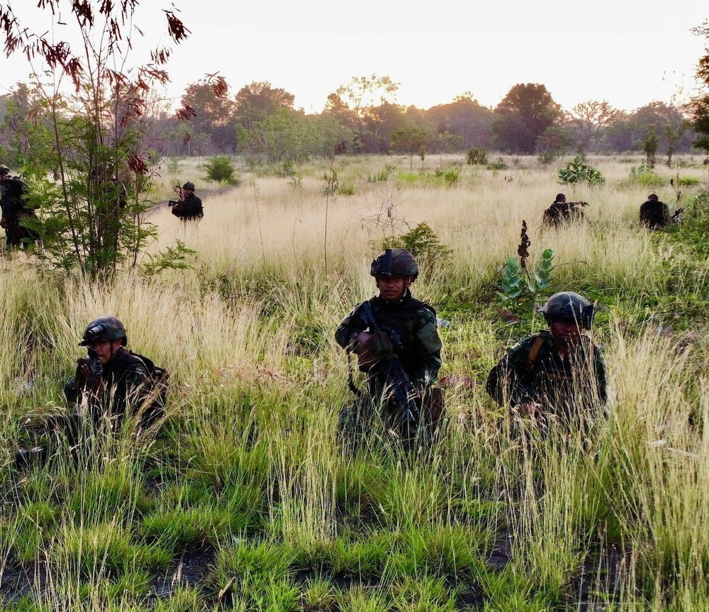 3rd SFR Royal Thai Army Rangers, 1st SFG (A) Green Berets complete live-fire culminating exercise in Lopburi Province