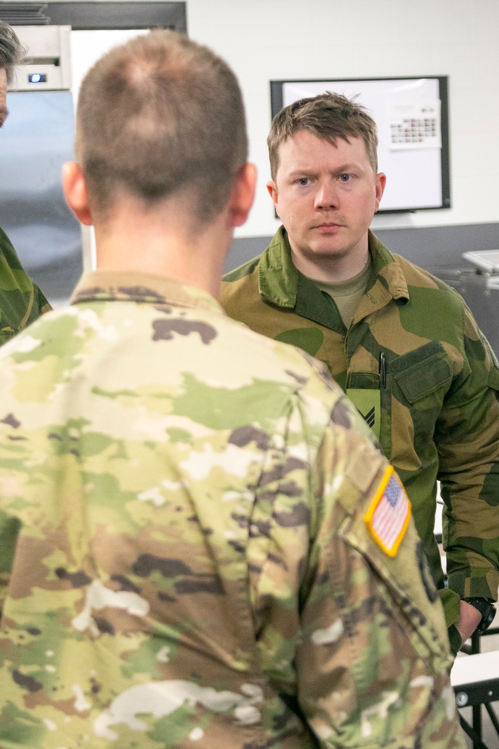 Norwegian Soldiers prepare for crew-served weapons qualification at Camp Ripley