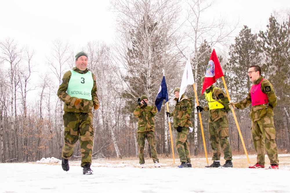 Norwegian Youth Soldiers complete running biathlon