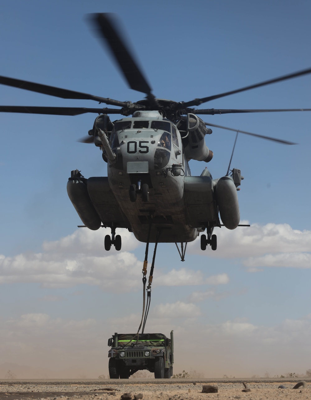 WTI 2-22: CH-53E External Lift