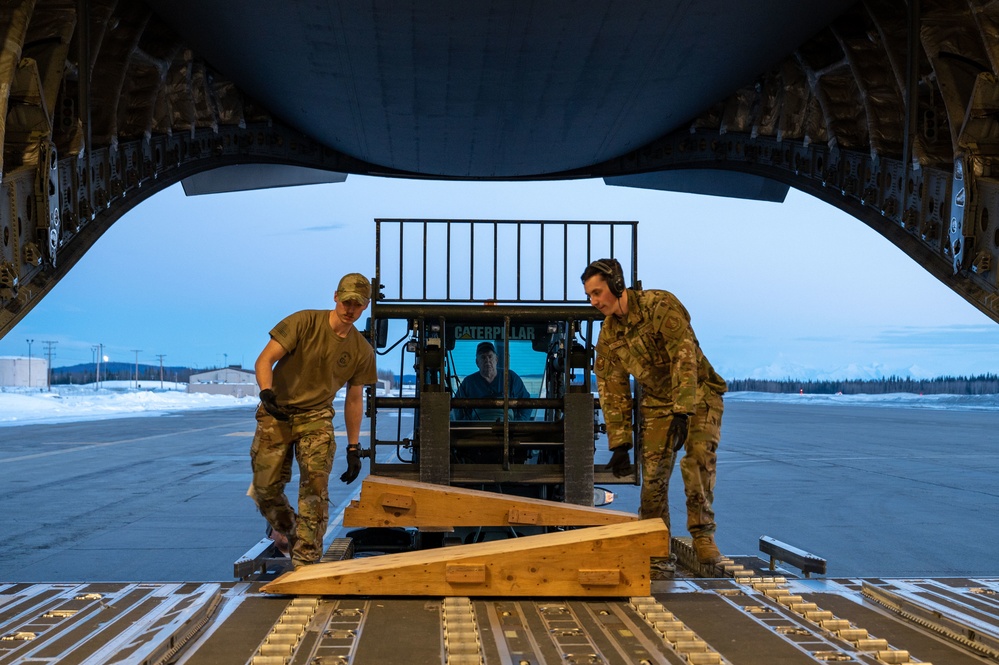 3rd Wing Airmen head north to Eielson in support of Polar Force 22-4