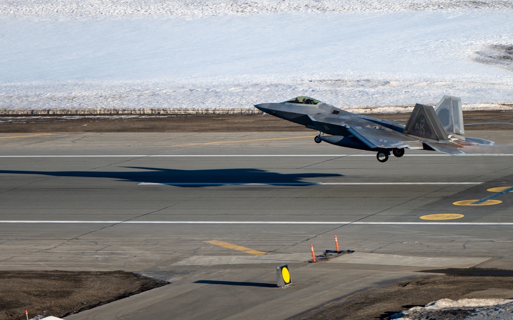 F-22s launch for ACE-focused PF 22-4
