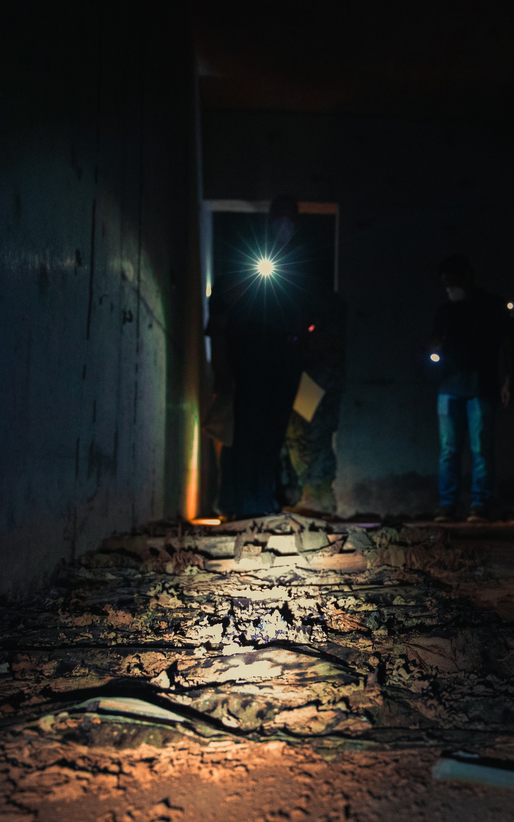 Bunker tour, MCBH