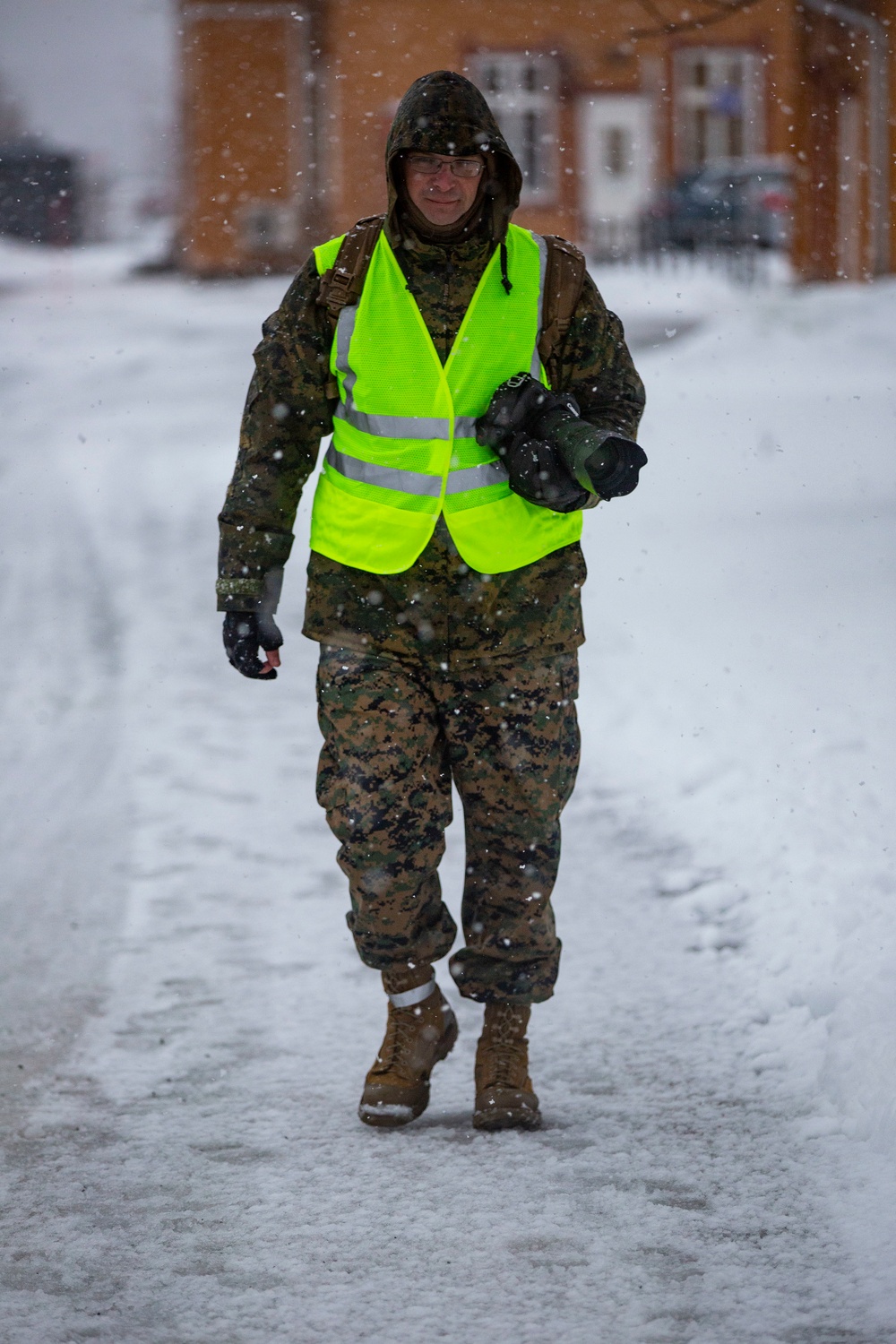 Marine dad captures memories and moments through photography