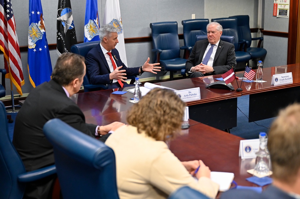 SecAF Kendall meets Latvia MOD Pabriks
