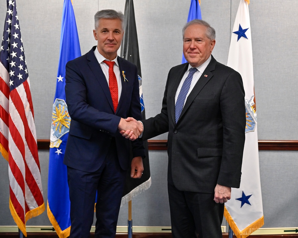 SecAF Kendall meets Latvia MOD Pabriks