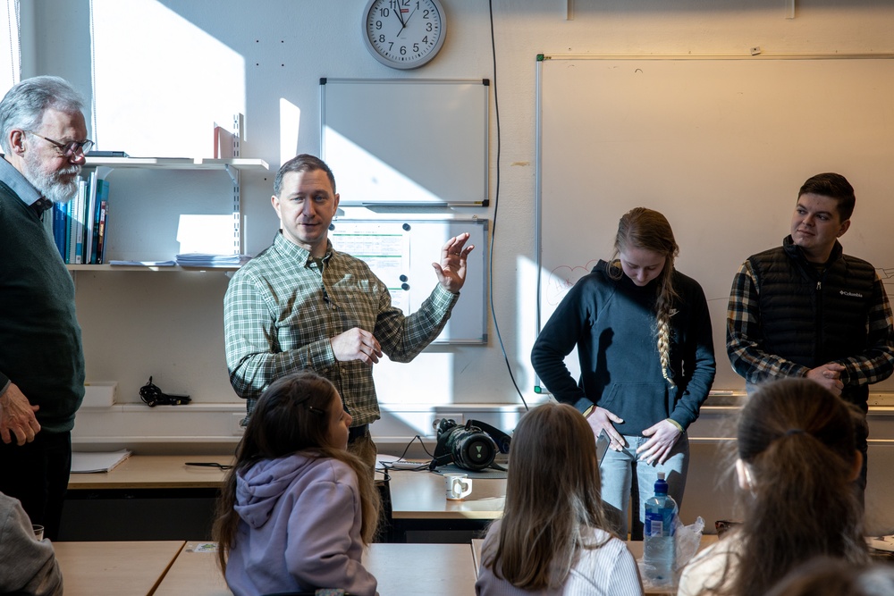 II MEF Improves Community Relations in Norway