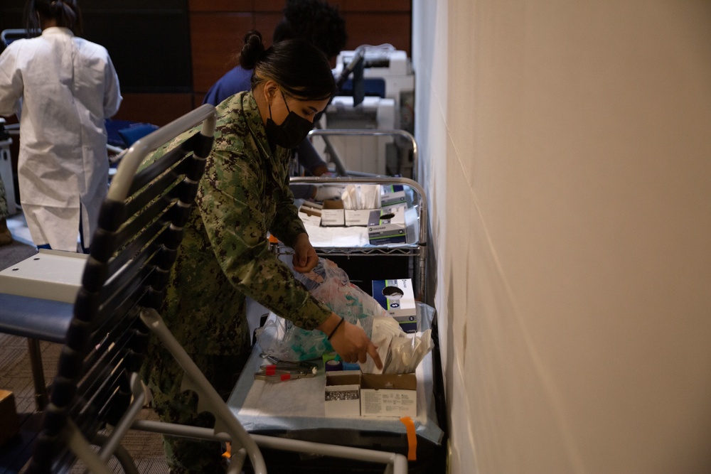 Marines Give Back