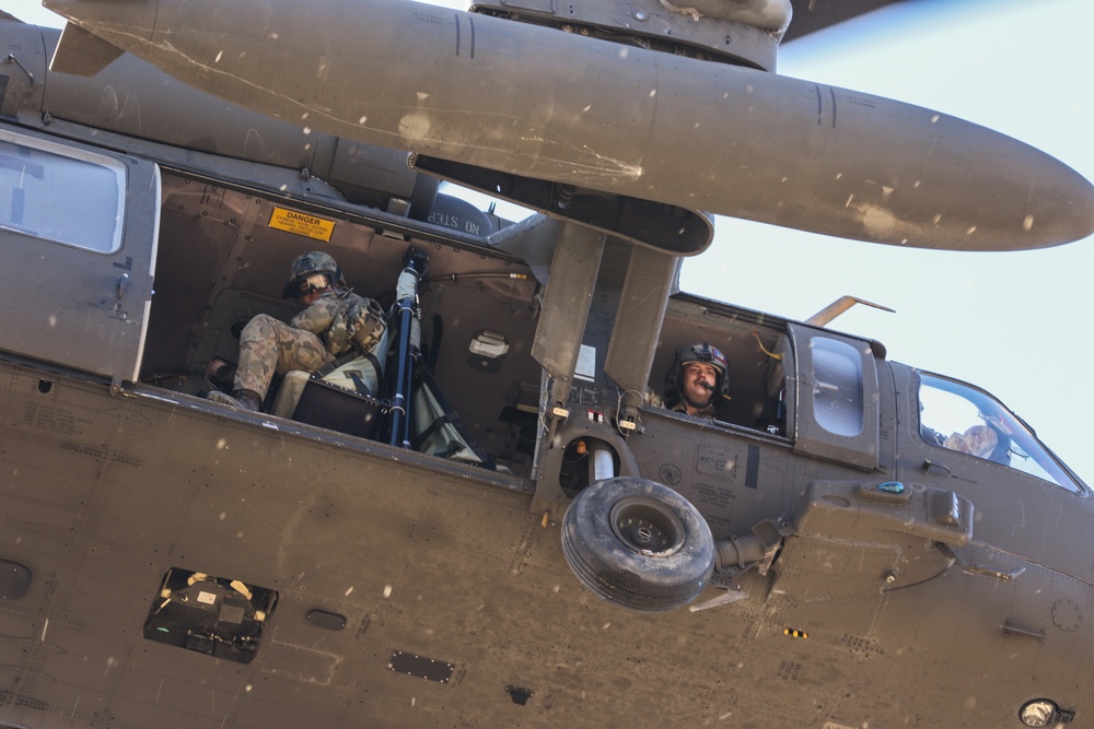 82nd Airborne, Polish Allies training on ‘hot loading’ procedures