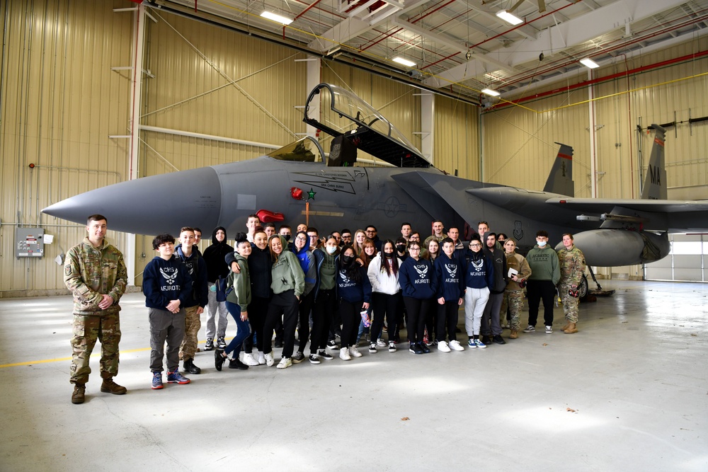 104th Fighter Wing Hosts Chicopee High School JROTC