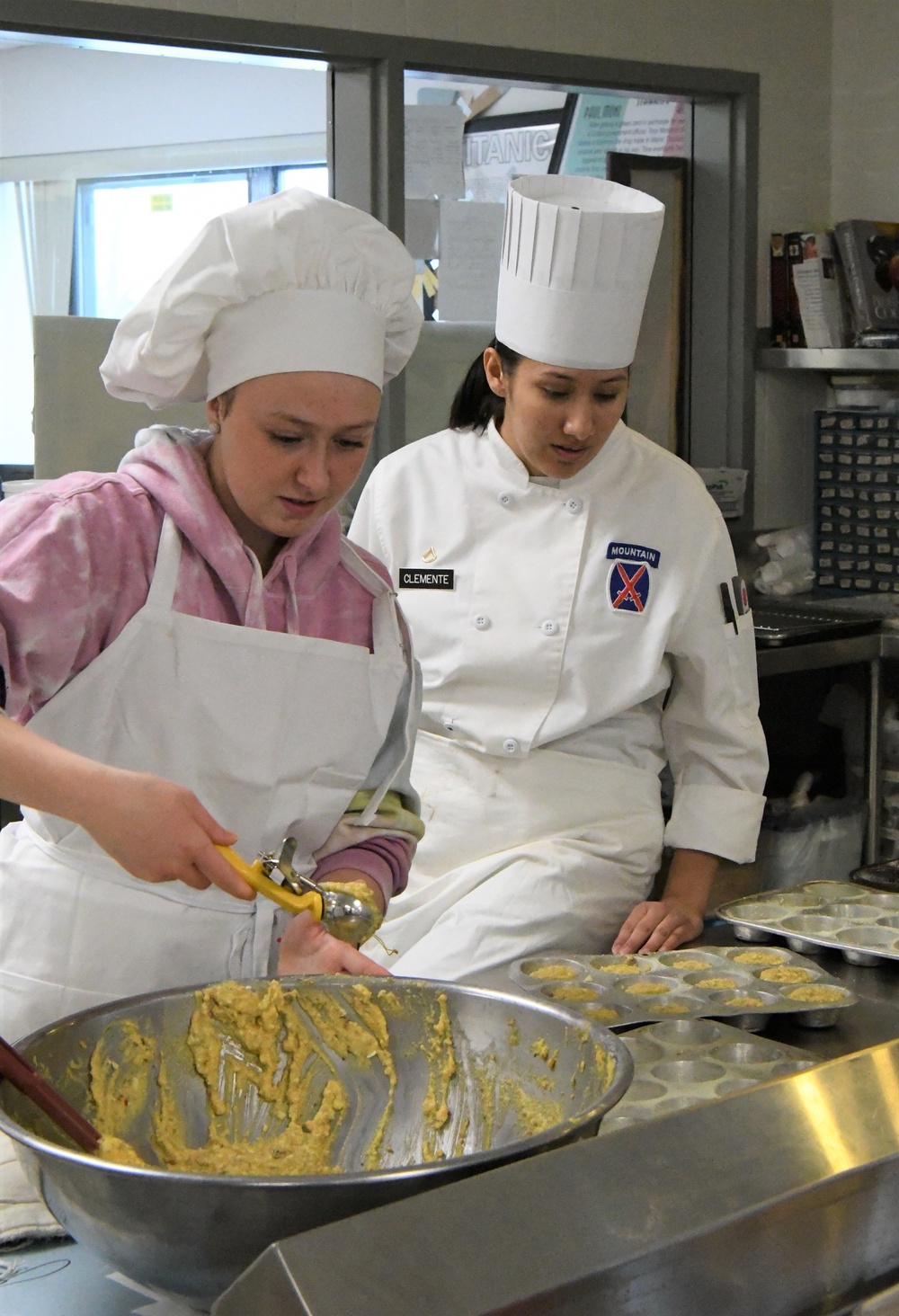 Fort Drum chefs share passion for cooking with local culinary arts students