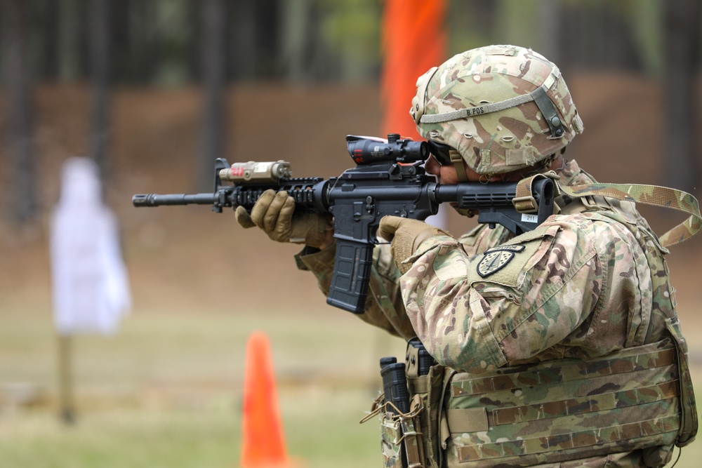 Advisors from 2nd Security Force Assistance Brigade Conduct Marksmanship Training