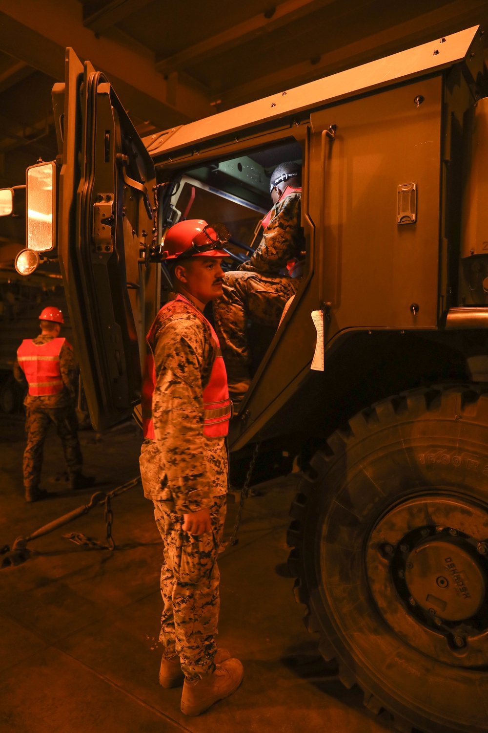 Atlantic Dragon |Marines with 3rd MLG are a part of offload preparation party