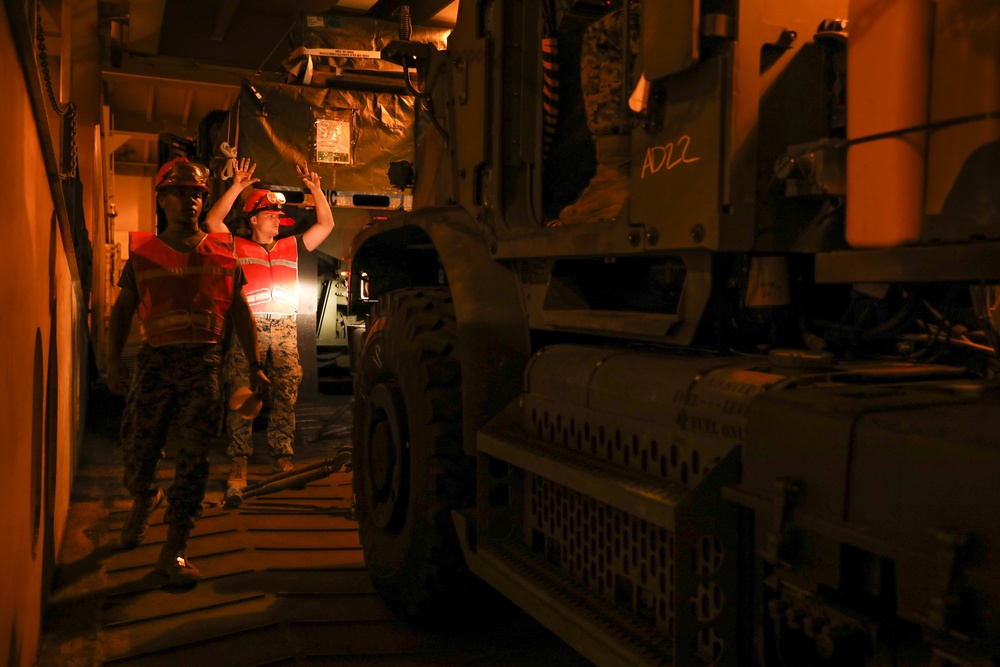 Atlantic Dragon | Marines with 3rd MLG are a part of offload preparation party