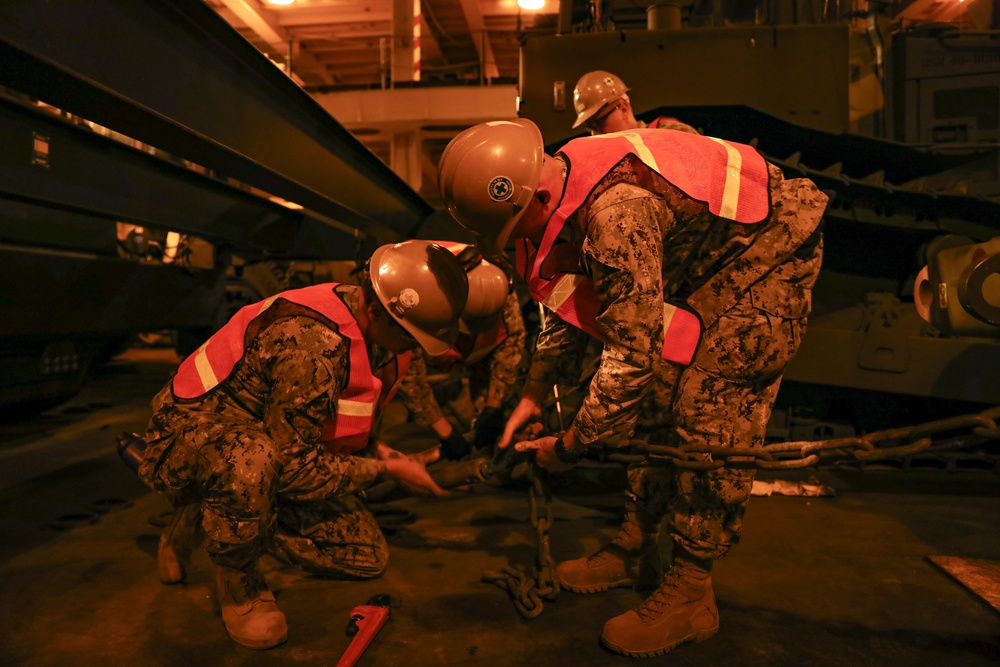 Atlantic Dragon | Marines with 3rd MLG are a part of offload preparation party