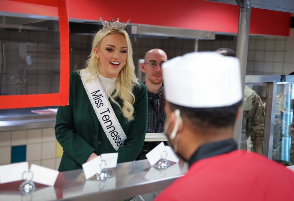 Miss Tennessee with the Rakkasans