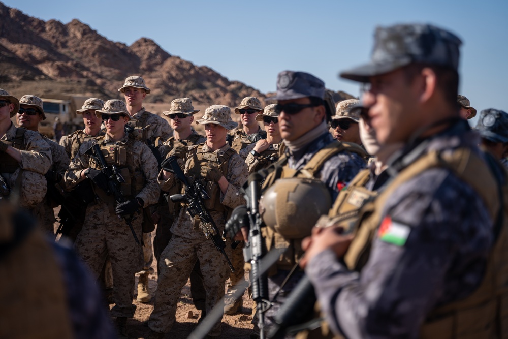 2/24 and Royal Jordanian Marines begin bilateral training