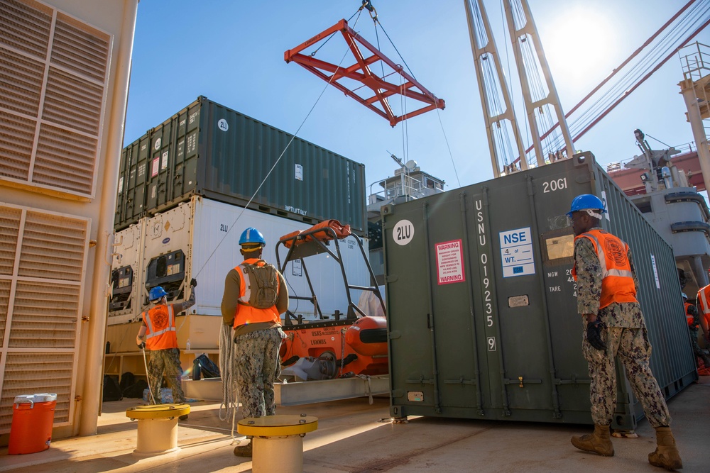 Atlantic Dragon | U.S. Navy Cargo Handling Battalion 1 and Navy Cargo Handling Battalion 5 support 3rd MLG exercise