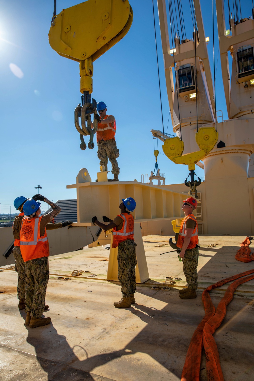 Atlantic Dragon | U.S. Navy Cargo Handling Battalion 1 and Navy Cargo Handling Battalion 5 support 3rd MLG exercise