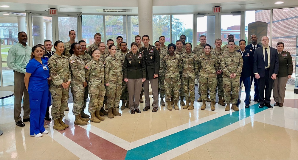 TRADOC DCG Engages with Soldiers at Hometown Accessions Trip