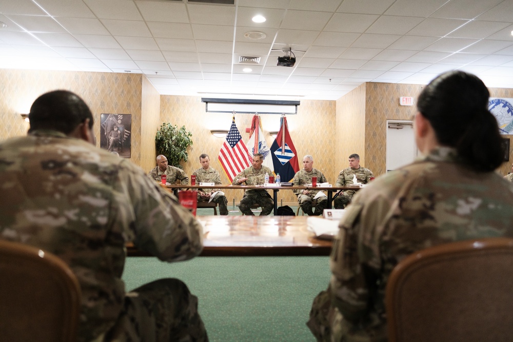 Top Commander of Forces Command visits Fort Stewart and Hunter Army Airfield