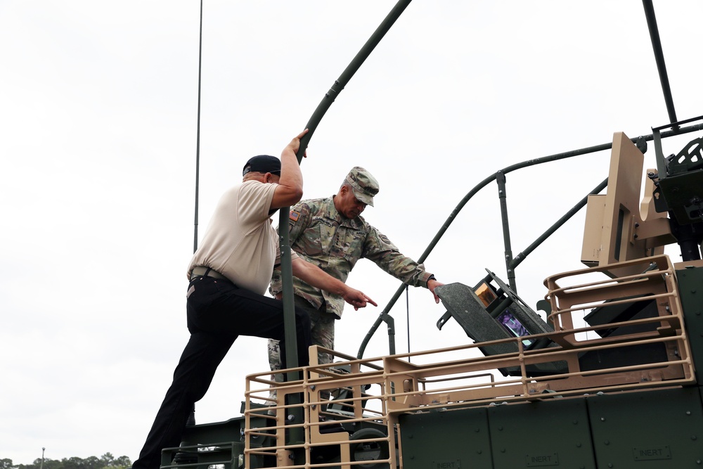 Top Commander of Forces Command visits Fort Stewart and Hunter Army Airfield