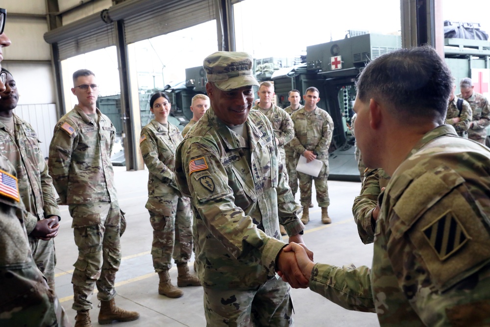 Top Commander of Forces Command visits Fort Stewart and Hunter Army Airfield