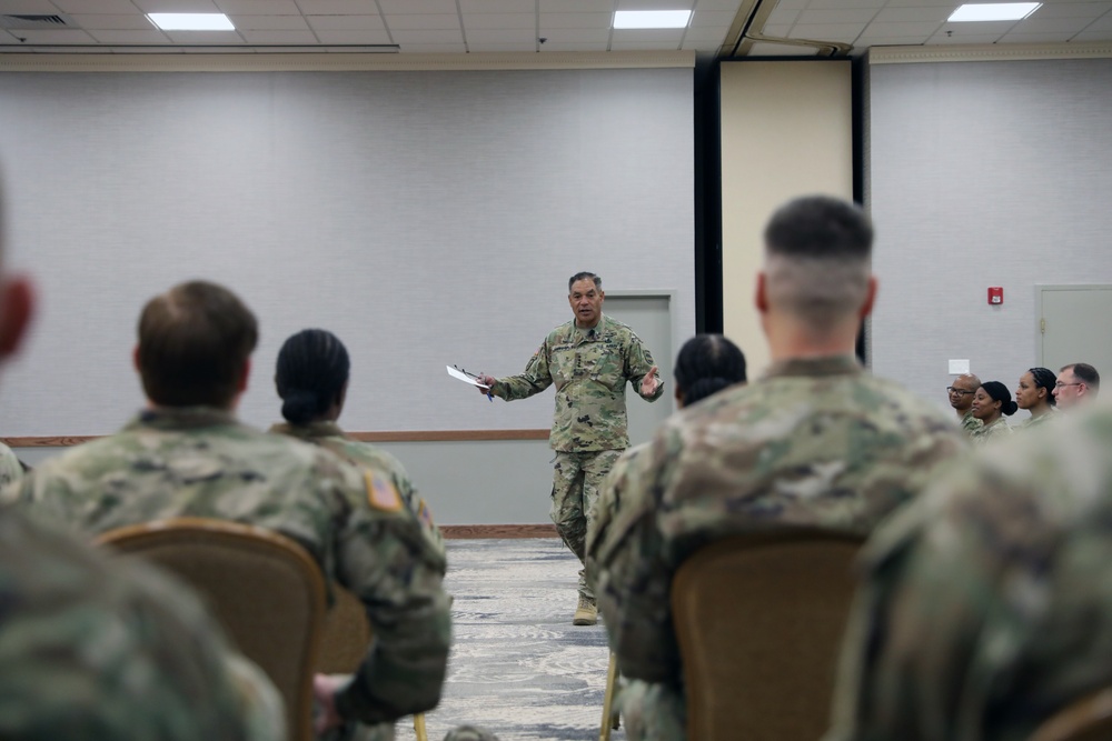 Top Commander of Forces Command visits Fort Stewart and Hunter Army Airfield